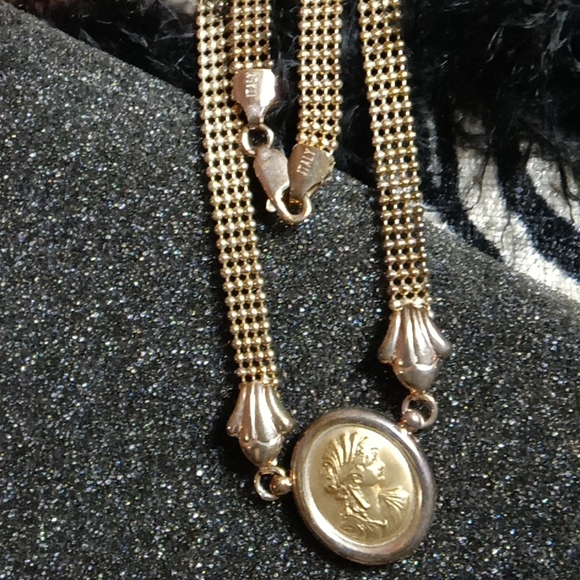 NWOT Cameo necklace - Picture 3 of 8